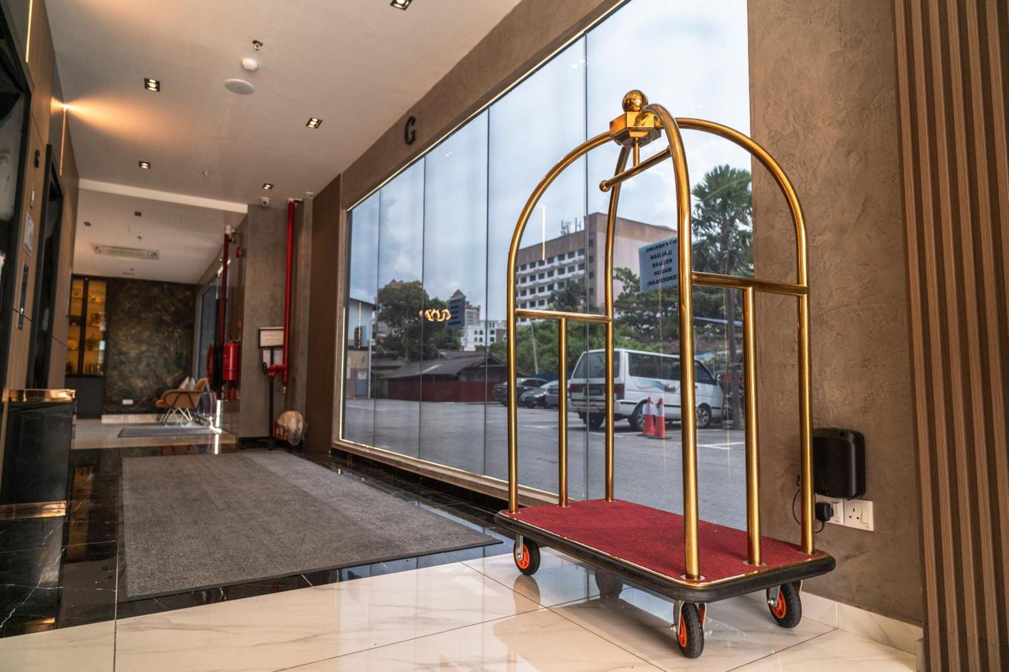 Dj Citi Plaza Hotel & Suites Куала-Тренгану Экстерьер фото
