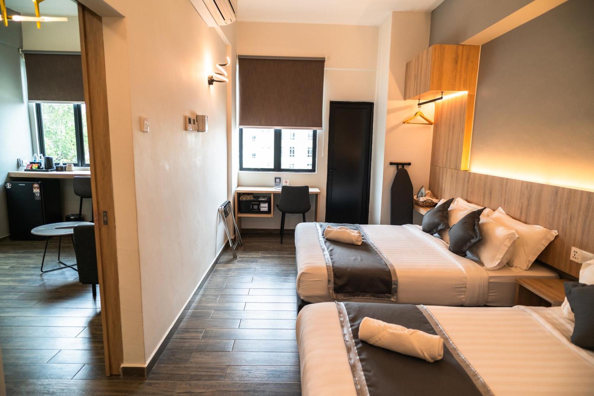 Dj Citi Plaza Hotel & Suites Куала-Тренгану Экстерьер фото