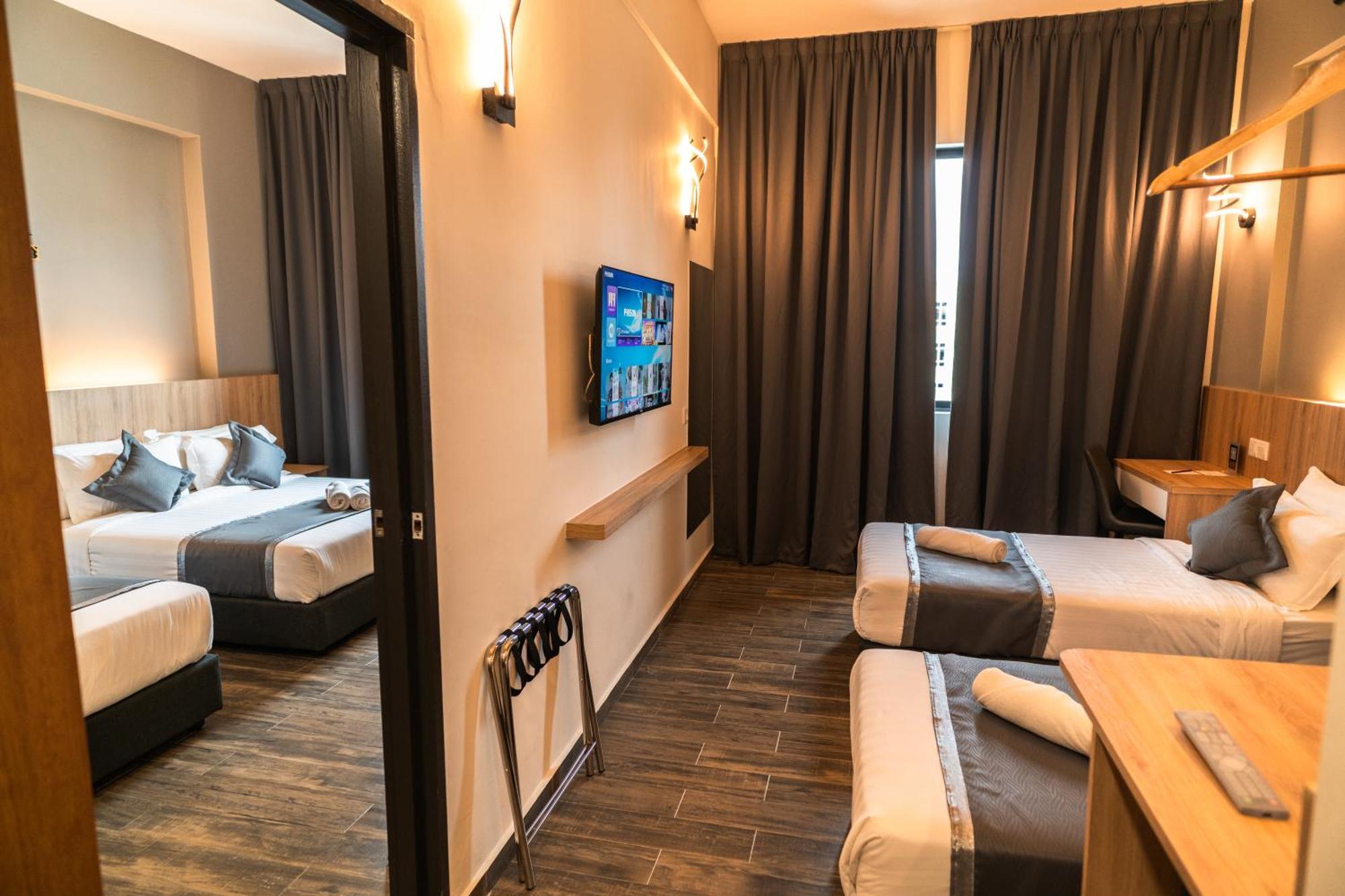 Dj Citi Plaza Hotel & Suites Куала-Тренгану Экстерьер фото